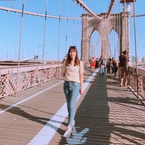 Meet your Posher, Yen